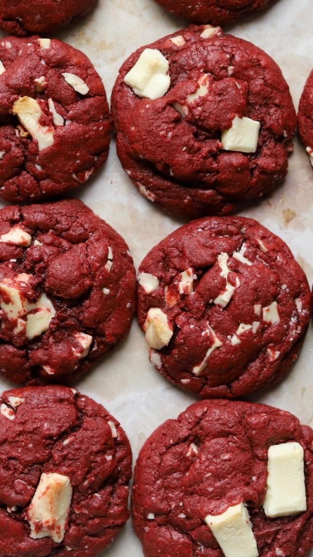 Red Velvet Cookie